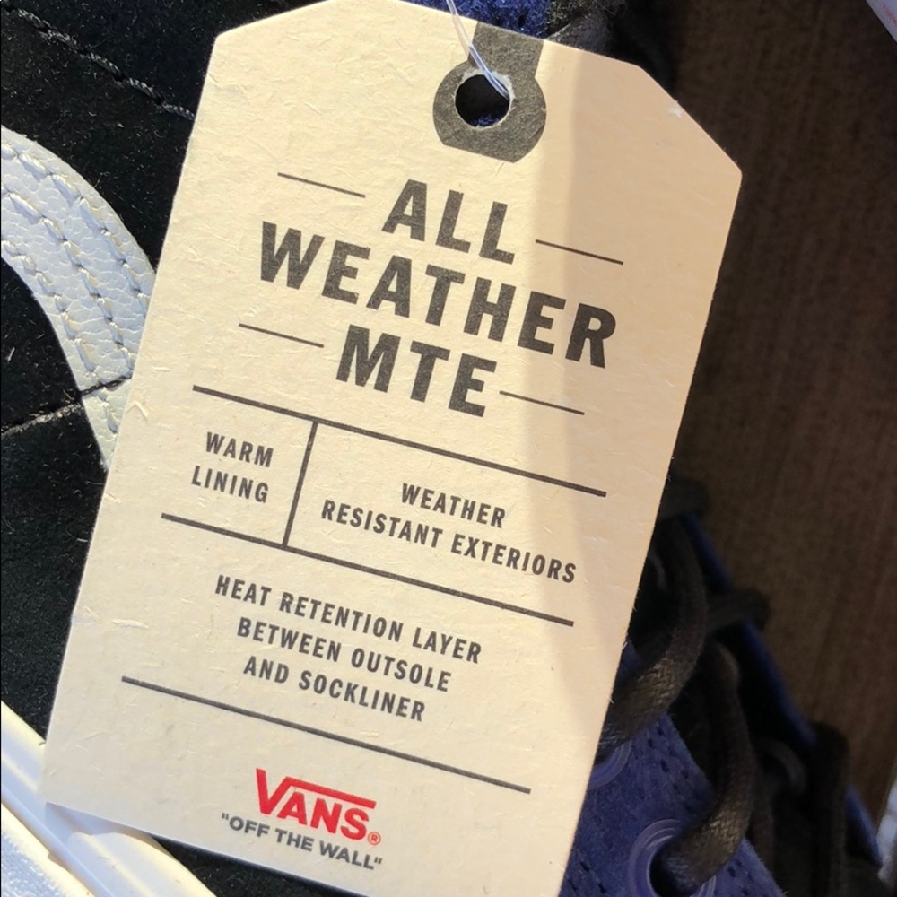 🌴🌼VANS- MOUNTAIN ALL WEATHER PROOF HIGH TOPS🌼🌴 - Picture 9 of 14